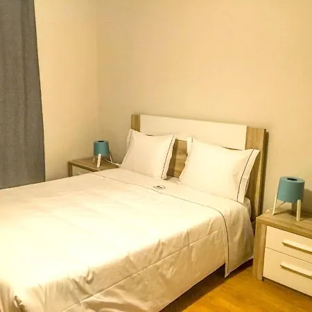 Σπίτι διακοπών Spacious House In Atalaia With Shared Pool