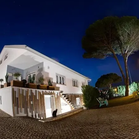 Spacious House In Atalaia With Shared Pool Casa de Férias